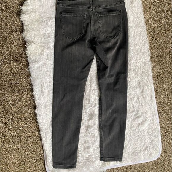 LIVERPOOL Pull On Jeans Dark Gray Elastic Waist Women’s Size 2P FLAWED - Picture 6 of 10